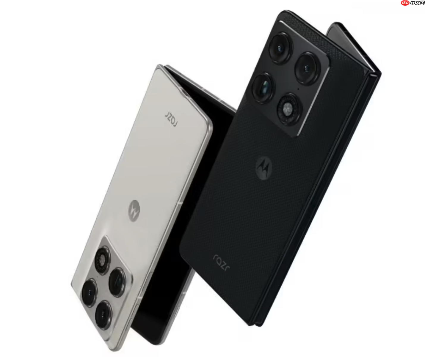 摩托罗拉首款大折叠Razr Fold发布：8.09英寸内屏+6.59外屏