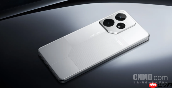 真我副总裁官宣新款Neo系列 号称&ldquo;无越级不发布&rdquo;