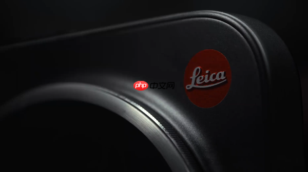 小米史上最强影像机皇！小米17 Ultra徕卡版独享徕卡红标、机械变焦环 定价冲新高