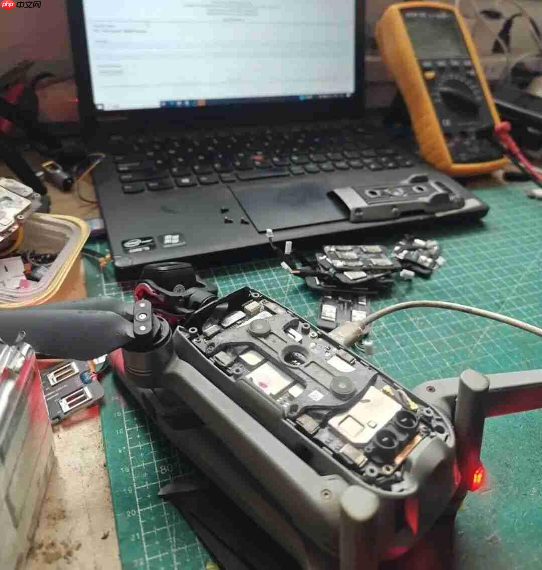 篡改电池数据、解锁飞行限高，上海警方破获 5 起破解无人机案件