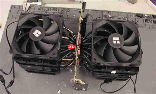 RTX 2060装上双CPU塔式散热器：热点温度骤降35°C！