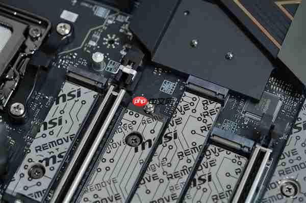 限量1000块！微星MEG X870E GODLIKE X EDITION主板图赏