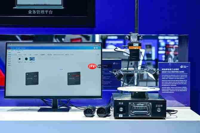 智能体AI应用、人形机器人…多项黑科技亮相2025电信大会高通展台