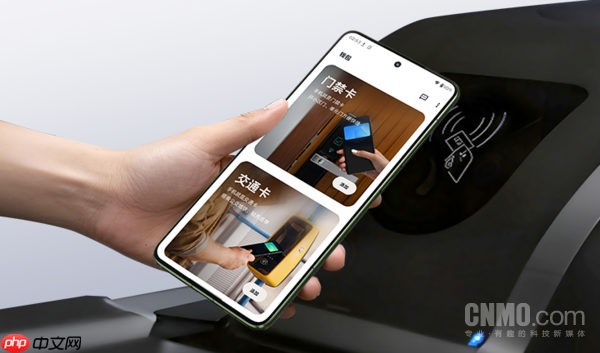 摩托罗拉X70 Ultra配置曝光：搭载骁龙8 Gen5移动平台