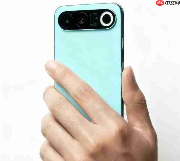 魅族23新机假想图流出 镜头模组采用横向条形设计