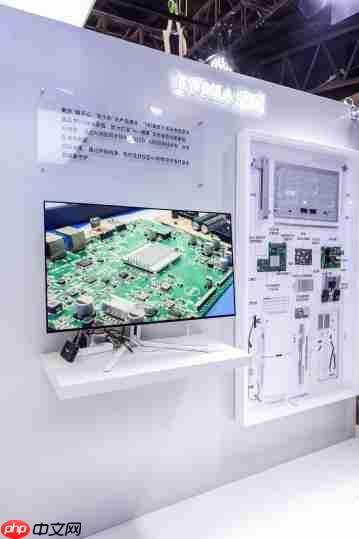 EVNIA弈威闪耀登场WEPLAY：双核电竞，玩出不凡！