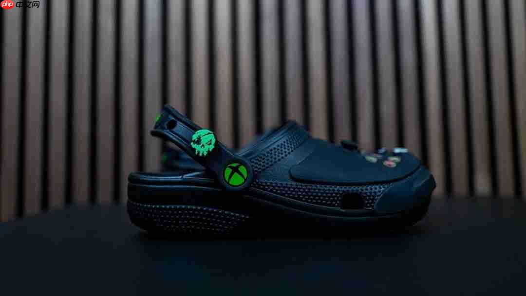 太带派了！ Xbox 360 20周年联动crocs发布手柄样式洞洞鞋