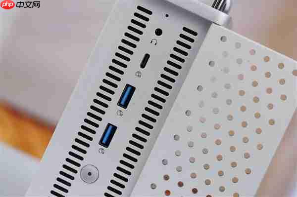 致敬苹果Mac Pro刨丝器！奥睿科Omini Pro迷你机图赏