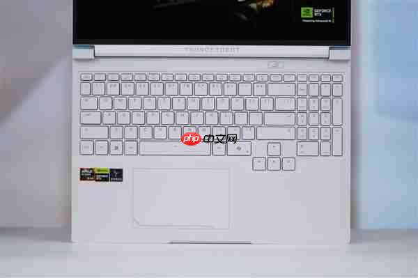 锐龙R9-9850HX万元本！雷神猎刃S游戏本图赏