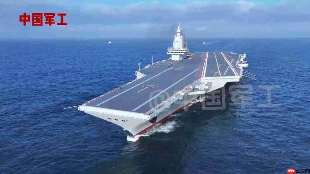 中国军工发布福建舰航母海试高清视频：知道你们已经等两天了，别急