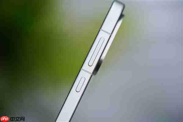 同档唯一165Hz超高刷直屏！一加Ace 6图赏