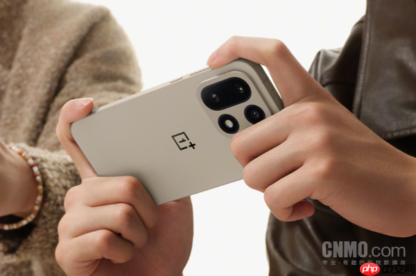 曝一加15将于11月13日全球发布 配第五代骁龙8至尊版