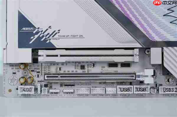 支持DDR5-9000！技嘉X870E AORUS X3D主板图赏