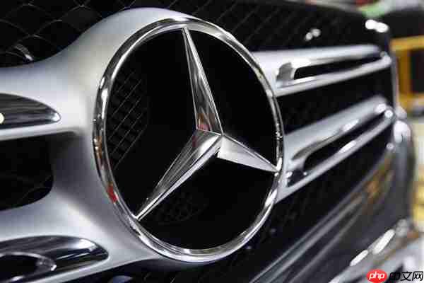 奔驰、大众、福特等汽车巨头都扛不住了！全球超13万汽车人将失业