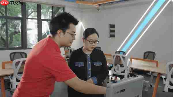 从课堂到产业：是什么让学生也能成为开源鸿蒙的共建者