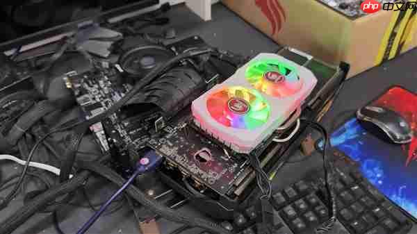 RTX 5070 Ti烧毁 出现一个大洞！竟然嫁接RX 580救活了