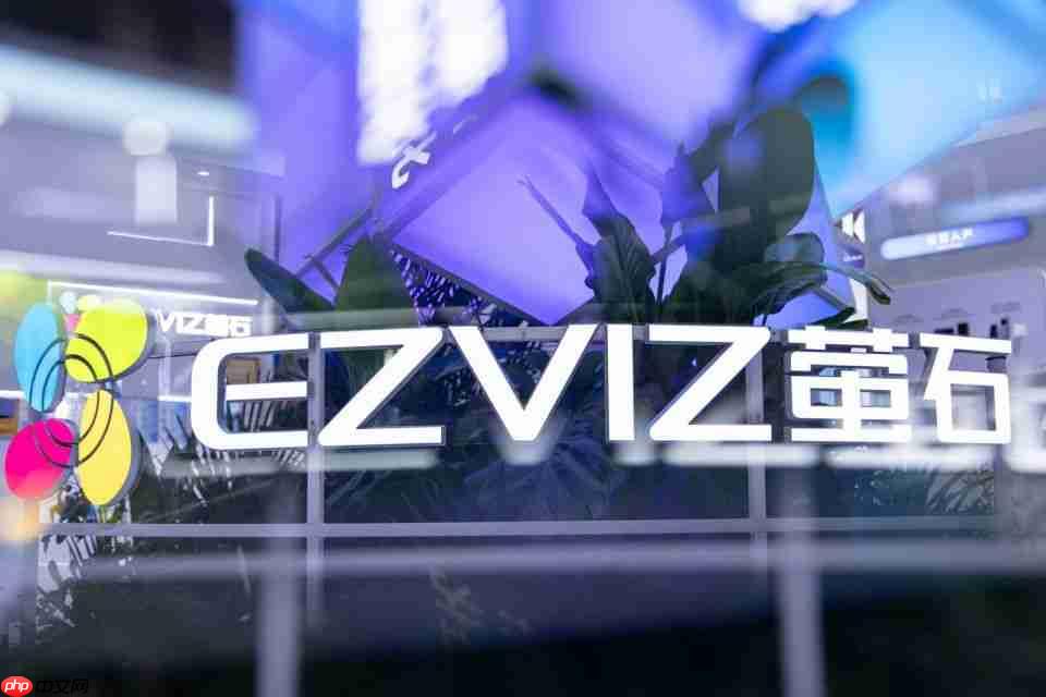 告别伪AI：萤石的「全域自研」，正在定义智能锁的下一站