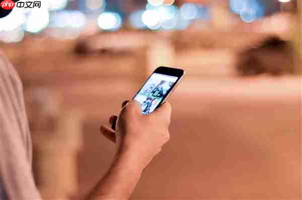 影视飓风Tim吐槽摇一摇跳广告：放8台手机 哪边打开广告哪边地震了