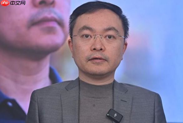 助理确认蔡磊丧失语言能力 目前仅能吃一点流食