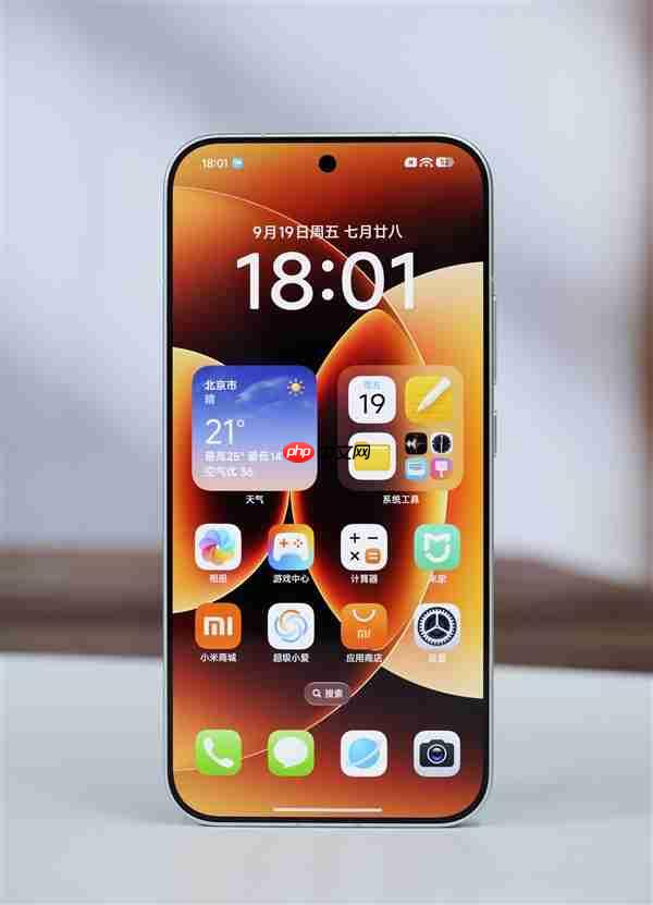 多一块屏对标iPhone 17 Pro Max！小米17 Pro Max图赏