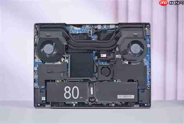 升级长江存储PC450固态硬盘 机械革命耀世16 Ultra图赏