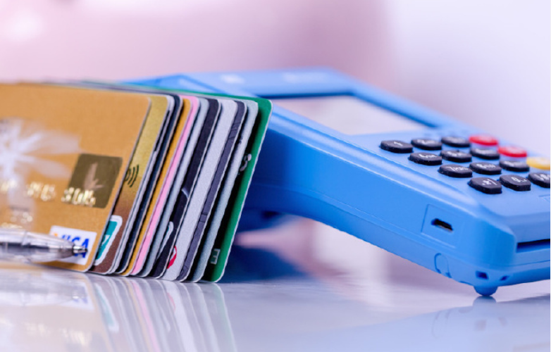 小心踩坑！信用卡还款晚2天，为何产生上千利息？ - php中文网