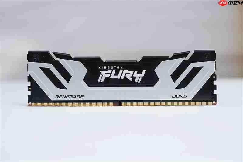 锐龙7 9800X3D网游、酷睿Ultra 9 285K对比：Intel搭配顶级8400MHz内存依然差距巨大