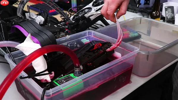 GTX 1060浸在变速箱油中超频！性能飙增16%：拿下Firestrike全球第一