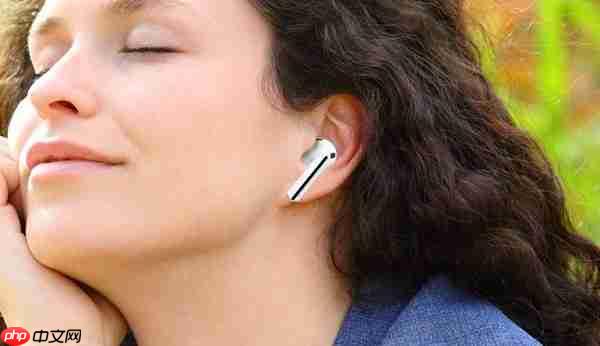 三星Galaxy Buds 3 FE渲染图曝光 黑牌配色新增AI功能