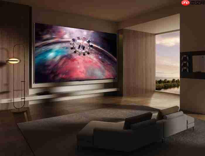 100吋海信电视U8Q：以高定画质，满足对极致视听的所有期待