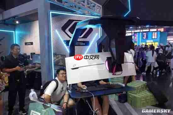 游戏玩家的最佳拍档 三星玄龙骑士电竞显示器引爆CJ2025现场