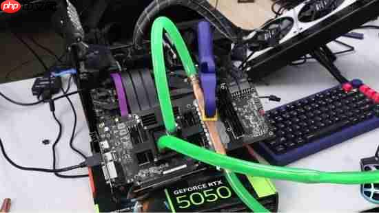 传奇落幕：GTX 1080 Ti定制水冷+超频也不敌RTX 5050！