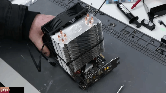 传奇落幕：GTX 1080 Ti定制水冷+超频也不敌RTX 5050！