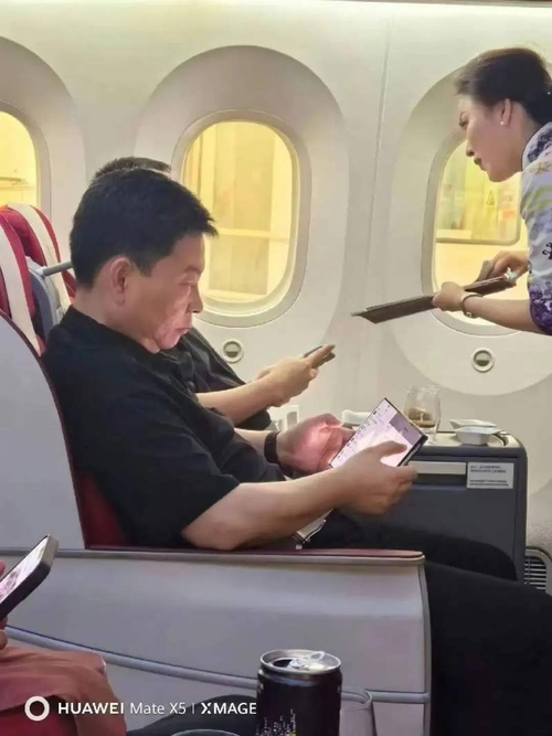 华为多款热门机型降价 鸿蒙门槛进一步降低