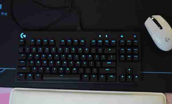 罗技k845键盘驱动常见问题及对应键盘技巧分享