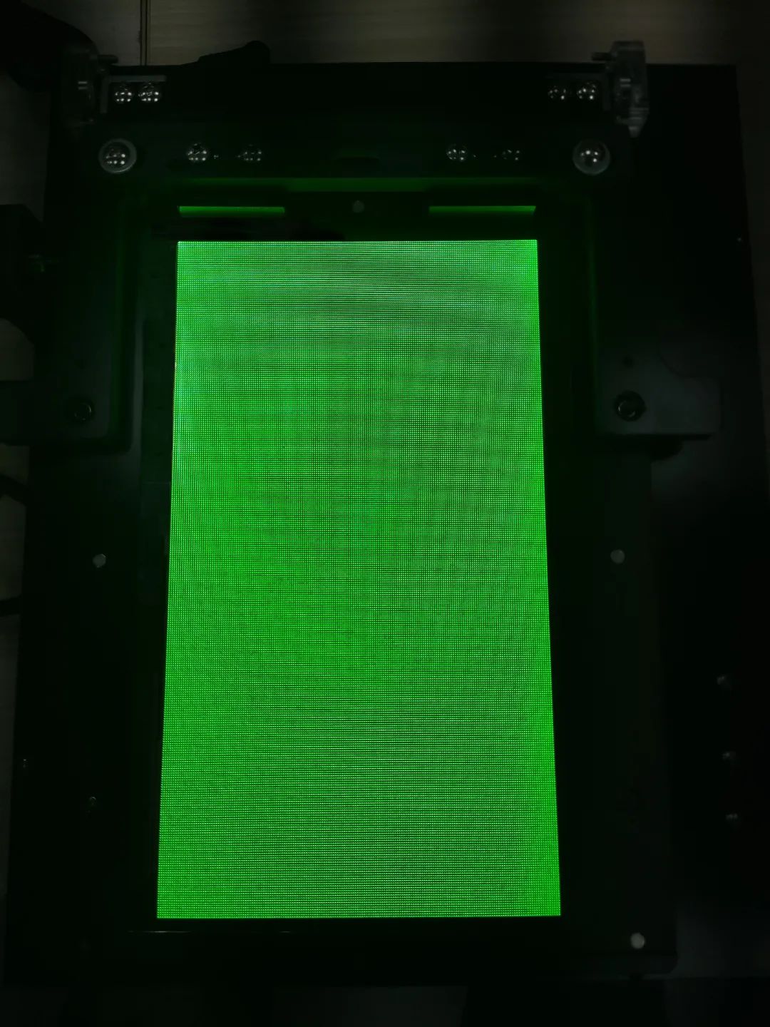 HKC 成功研发点亮 36.5 英寸 8K 120Hz 显示器面板、16 英寸 1Hz 超低刷笔记本面板