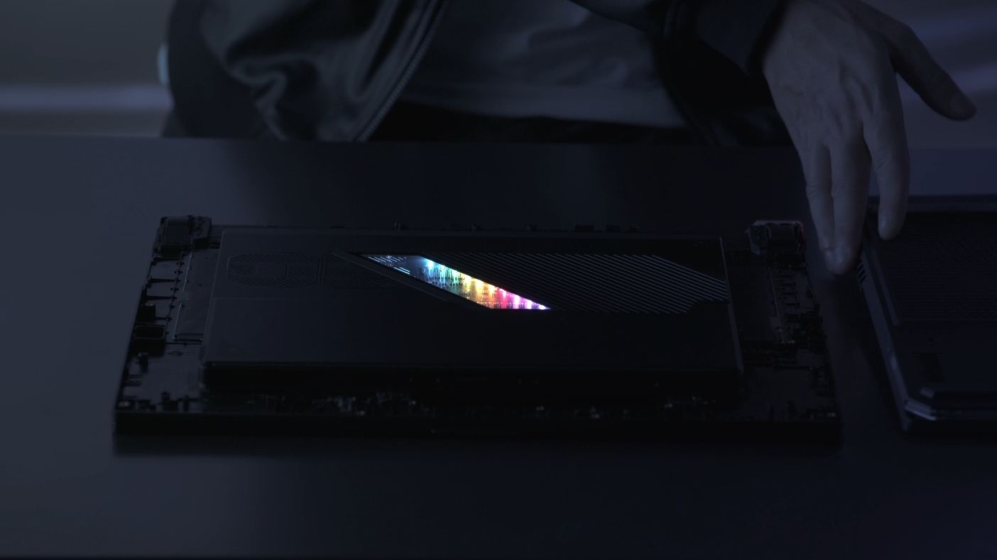 华硕 ROG 幻 X 2025 预热:搭载 AMD 锐龙新处理器,1 月 7 日 CES 2025 亮相