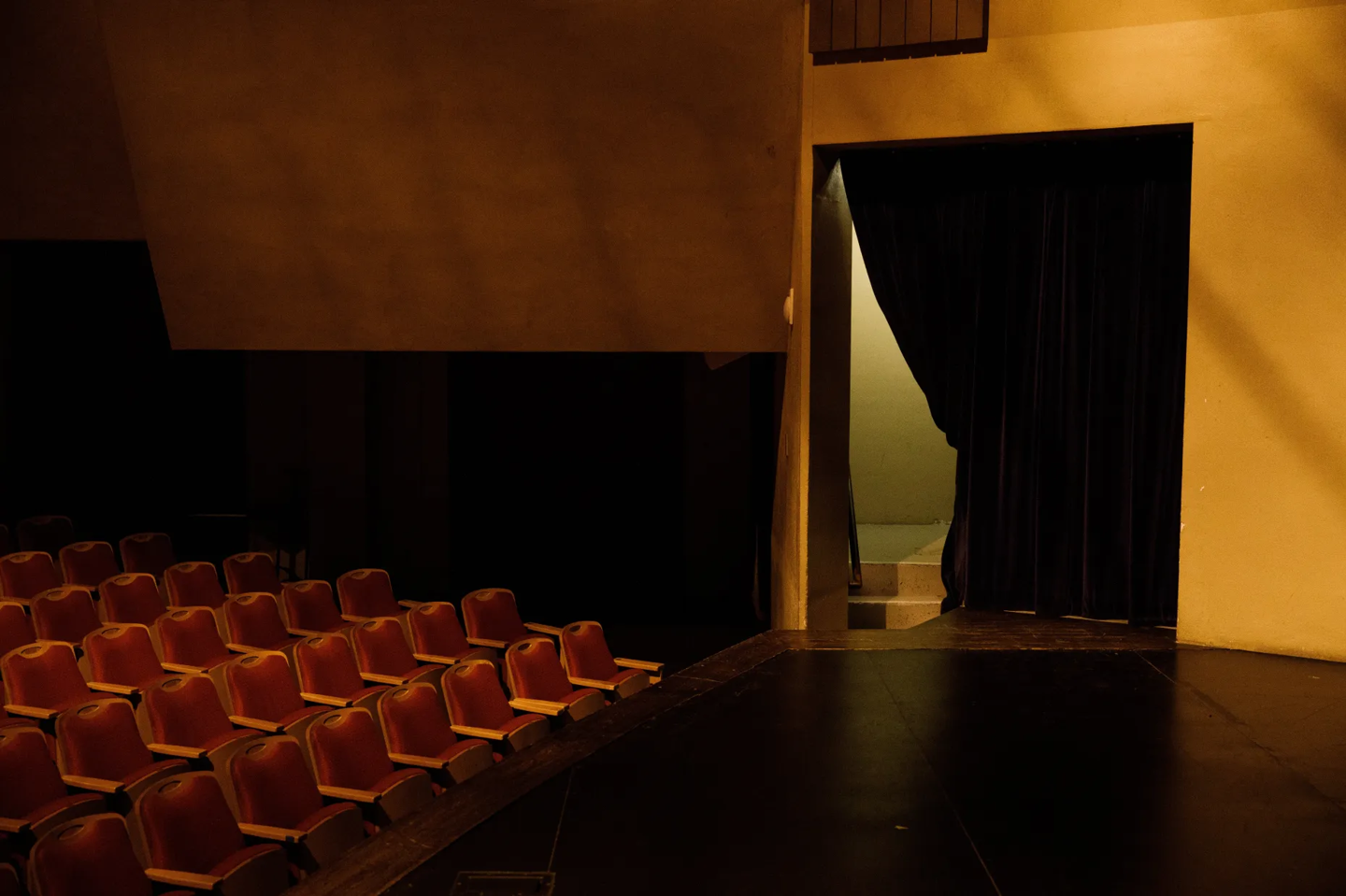 苹果历史地标弗林特中心谢幕,曾见证乔布斯发布初代 Macintosh 苹果历史地标弗林特中心谢幕,曾见证乔布斯发布初代 Macintosh