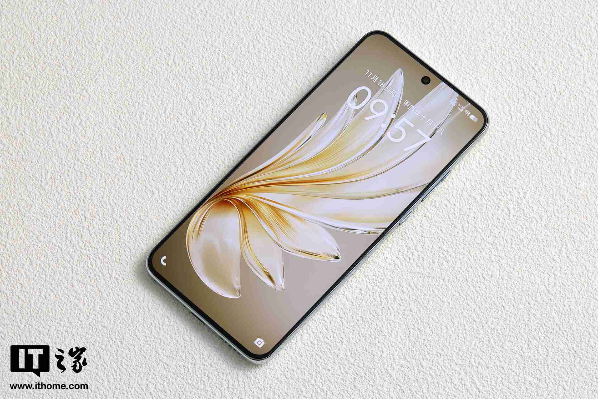 日出东方、美出东方：vivo S20「玉露白」图赏