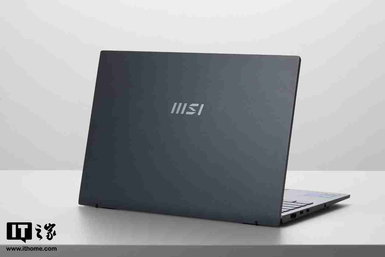 【IT之家开箱】微星尊爵 13 AI+ Evo 2024 图赏：990g 极致轻薄本