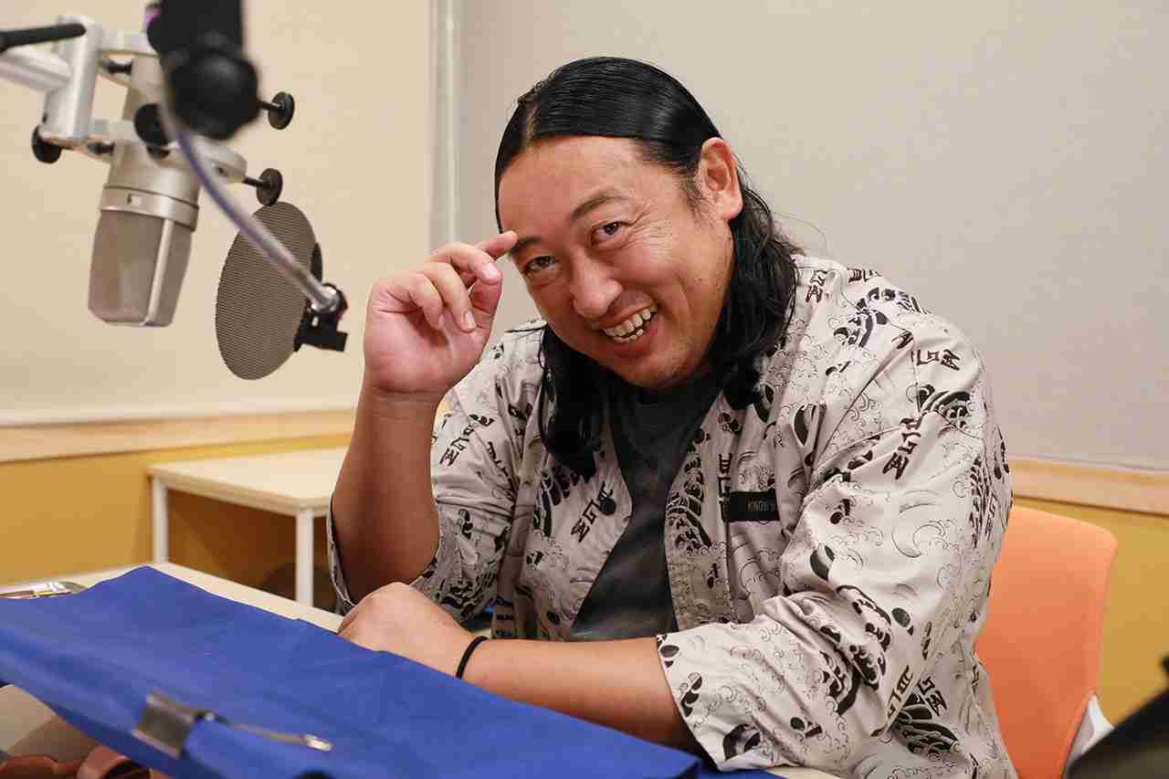 《人中之龙8外传 夏威夷海盗》演员采访:秋山龙次篇