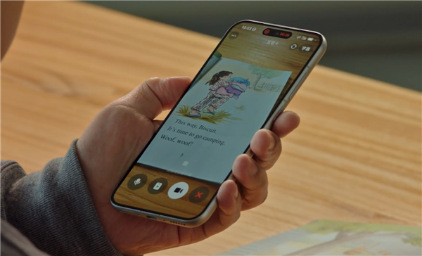 努比亚M153豆包手机助手上央视：自动购物、订餐、订酒店 动动嘴就行